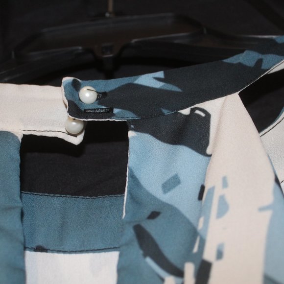 Original Design A-Line Halter Top Dress - Picture 8 of 10